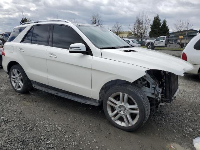 4JGDA5HB0FA594816 - 2015 MERCEDES-BENZ ML 350 4MATIC WHITE photo 4