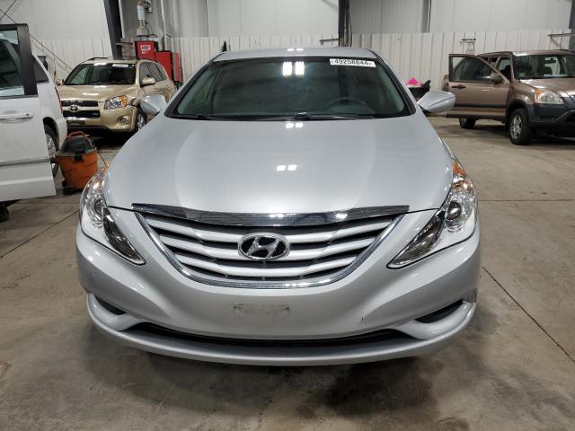 5NPEB4AC1BH143528 - 2011 HYUNDAI SONATA GLS SILVER photo 5