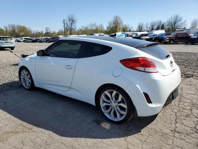 KMHTC6ADXDU135618 - 2013 HYUNDAI VELOSTER WHITE photo 2