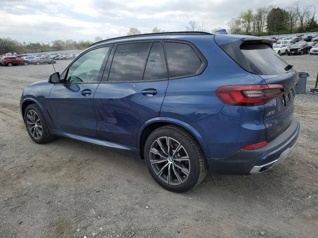 5UXCR6C02M9E98349 - 2021 BMW X5 XDRIVE40I BLUE photo 2