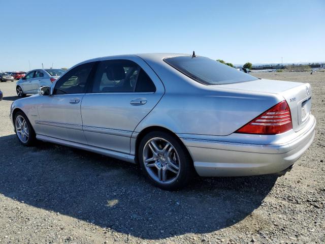 WDBNG74J55A446111 - 2005 MERCEDES-BENZ S 55 AMG SILVER photo 2
