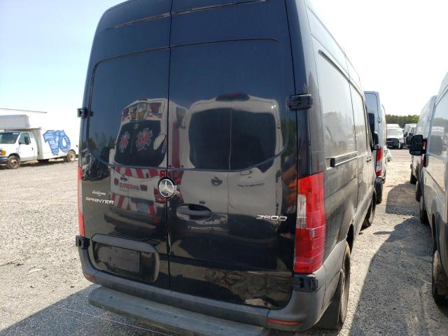 W1W4EBHY9LT020604 - 2020 MERCEDES-BENZ SPRINTER 2500 BLACK photo 4