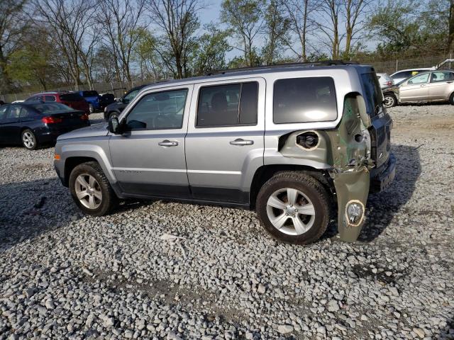 1C4NJRFBXGD617196 - 2016 JEEP PATRIOT LATITUDE SILVER photo 2