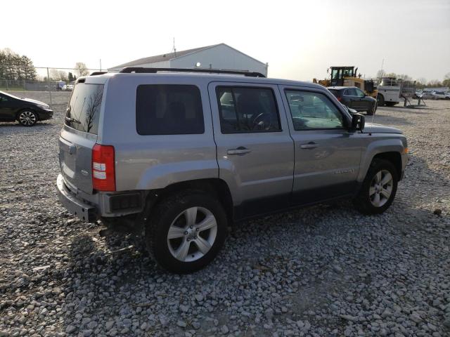 1C4NJRFBXGD617196 - 2016 JEEP PATRIOT LATITUDE SILVER photo 3