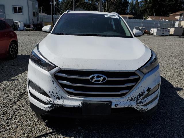 KM8J3CA40JU688523 - 2018 HYUNDAI TUCSON SEL WHITE photo 5