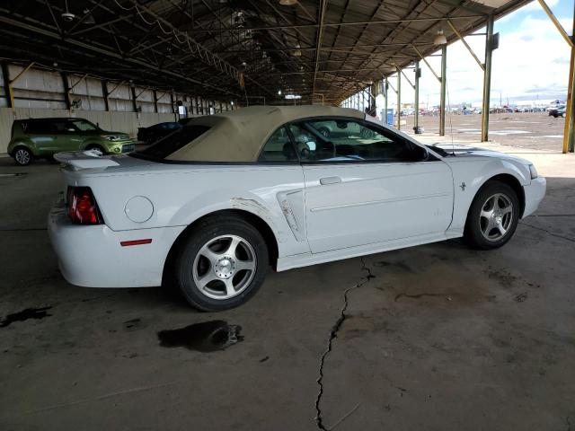 1FAFP44413F367801 - 2003 FORD MUSTANG WHITE photo 3