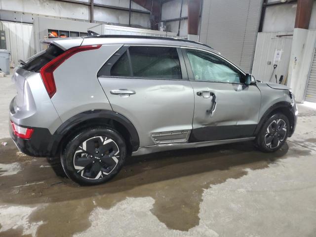 KNDCR3L11P5048757 - 2023 KIA NIRO WIND GRAY photo 3