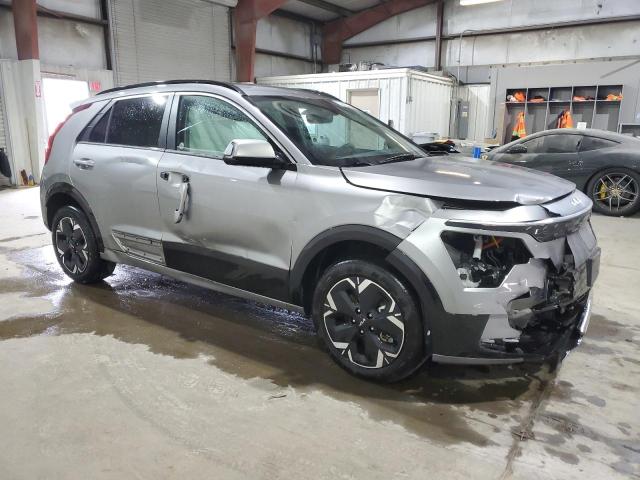 KNDCR3L11P5048757 - 2023 KIA NIRO WIND GRAY photo 4