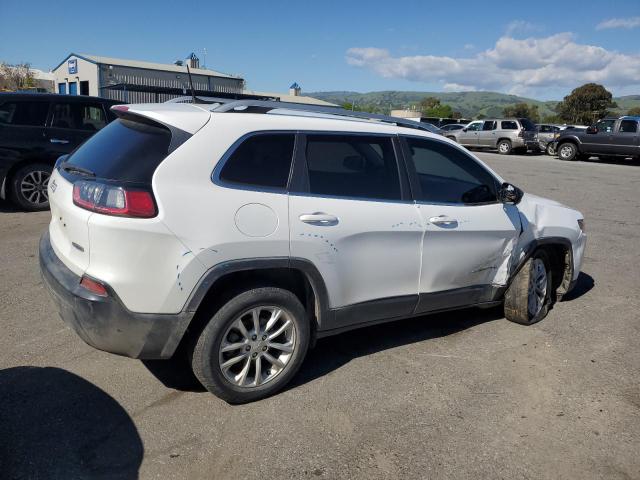 1C4PJLCB0KD153418 - 2019 JEEP CHEROKEE LATITUDE WHITE photo 3