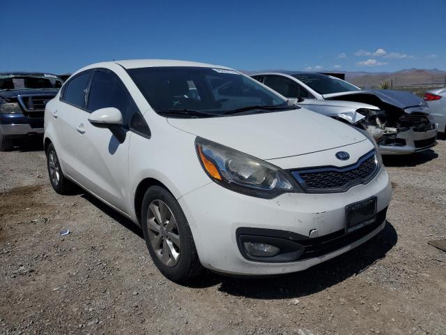 KNADN4A32D6309598 - 2013 KIA RIO EX WHITE photo 4