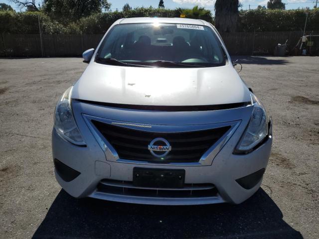 3N1CN7AP5GL878820 - 2016 NISSAN VERSA S GRAY photo 5