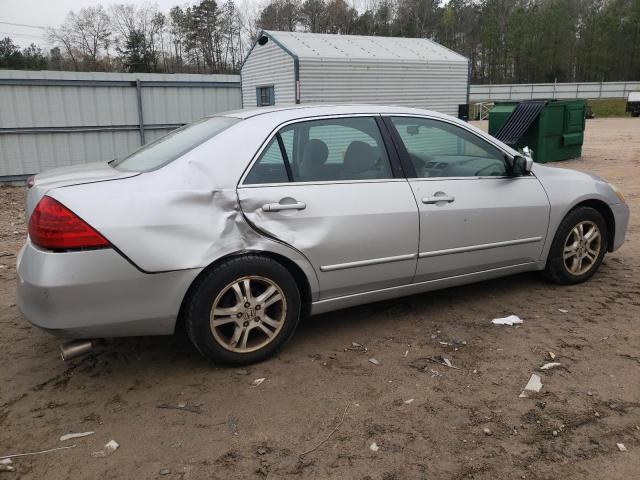 1HGCM56717A200491 - 2007 HONDA ACCORD EX SILVER photo 3