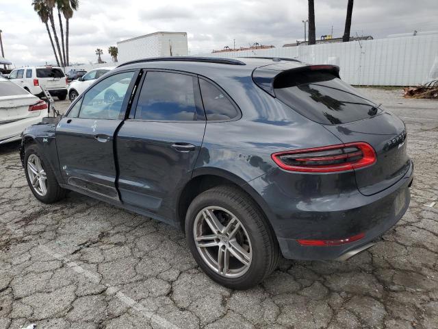 WP1AA2A52JLB19268 - 2018 PORSCHE MACAN GRAY photo 2