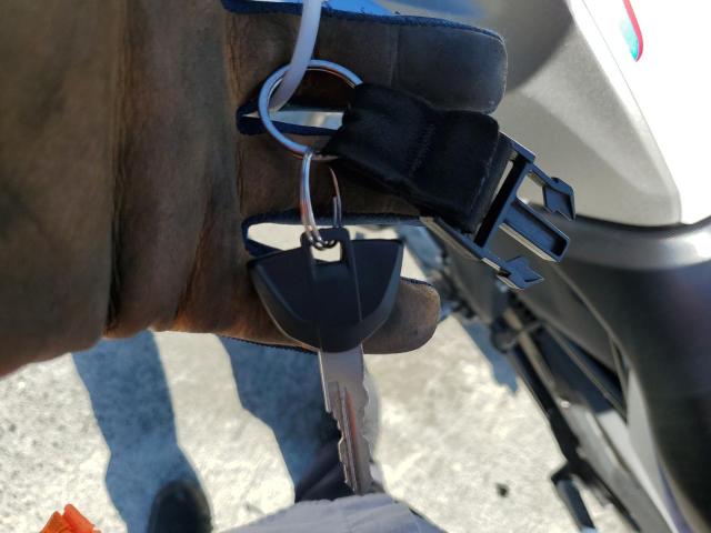 WB30G1207KR825888 - 2019 BMW G310 GS TWO TONE photo 8