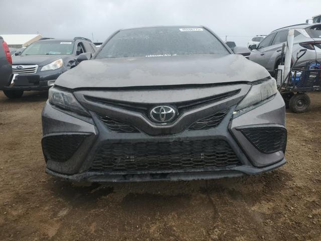 4T1G11BK7PU094859 - 2023 TOYOTA CAMRY SE NIGHT SHADE GRAY photo 5