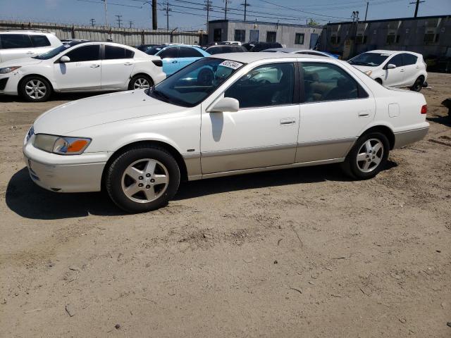 JT2BF22K810305354 - 2001 TOYOTA CAMRY CE WHITE photo 1