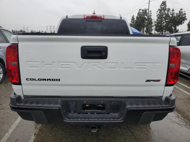 1GCGTEENXN1192522 - 2022 CHEVROLET COLORADO ZR2 WHITE photo 6