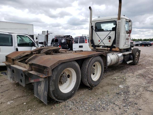 1M2AN07YXDM012085 - 2013 MACK 600 CHU600 WHITE photo 4