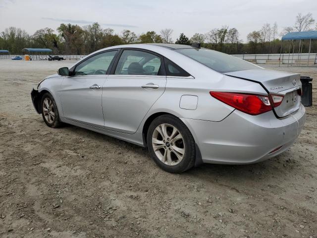 5NPEC4AC4DH636653 - 2013 HYUNDAI SONATA SE SILVER photo 2