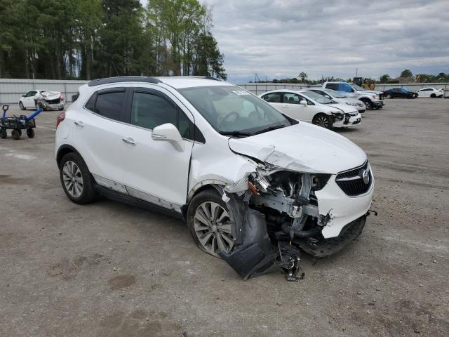 KL4CJASB6JB723141 - 2018 BUICK ENCORE PREFERRED WHITE photo 4