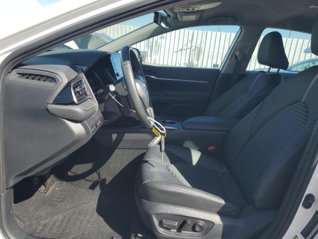 4T1G11AK1RU911313 - 2024 TOYOTA CAMRY SE NIGHT SHADE WHITE photo 7