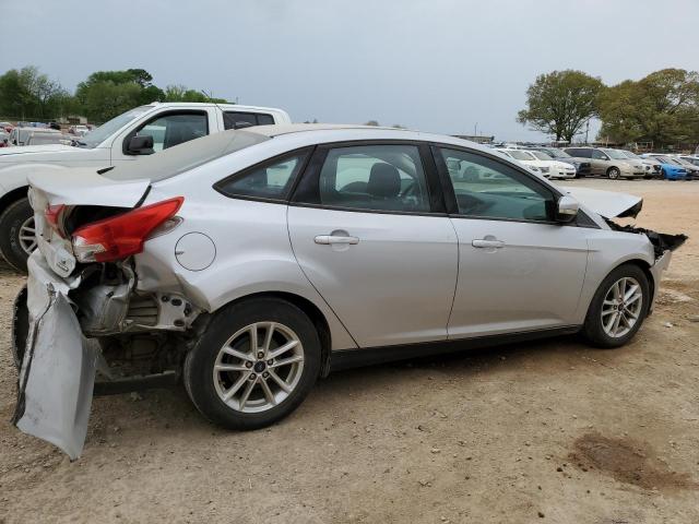 1FADP3F28GL279722 - 2016 FORD FOCUS SE SILVER photo 3