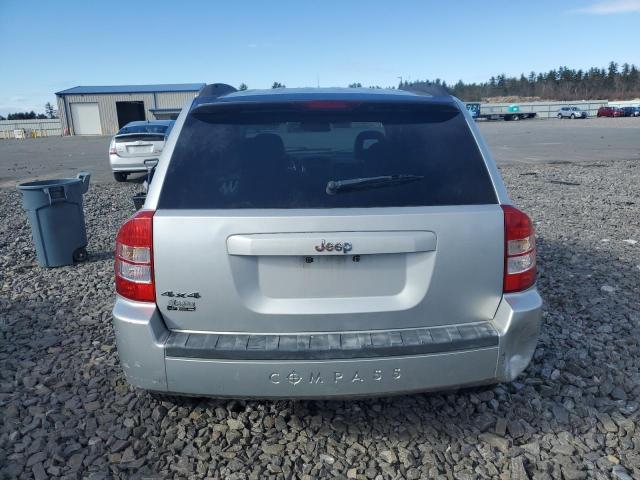 1J8FF47W97D596666 - 2007 JEEP COMPASS SILVER photo 6