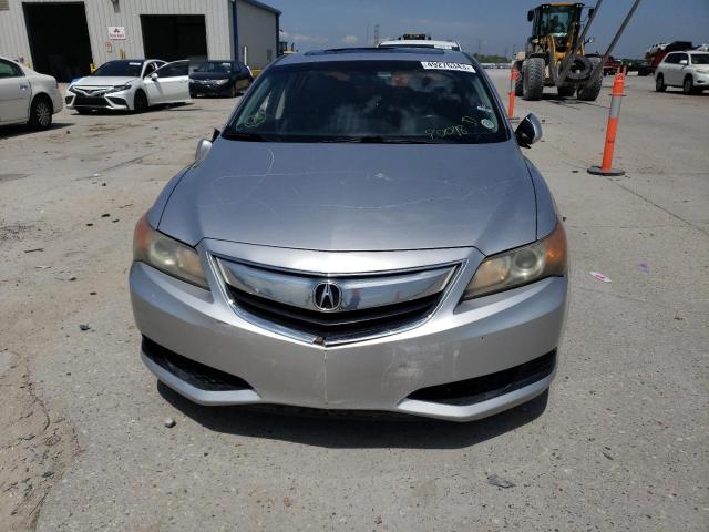 19VDE1F3XFE000140 - 2015 ACURA ILX 20 SILVER photo 5