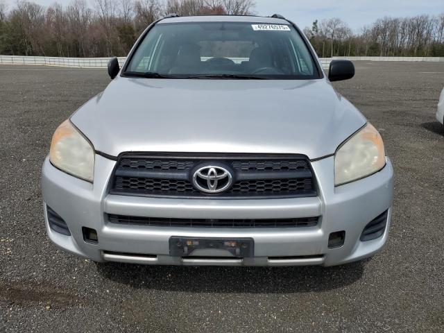 2T3BF4DV6BW112725 - 2011 TOYOTA RAV4 银色 照片 5