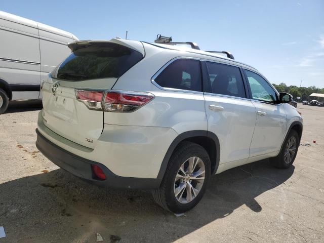 5TDKKRFH9FS108207 - 2015 TOYOTA HIGHLANDER XLE 白色 照片 3