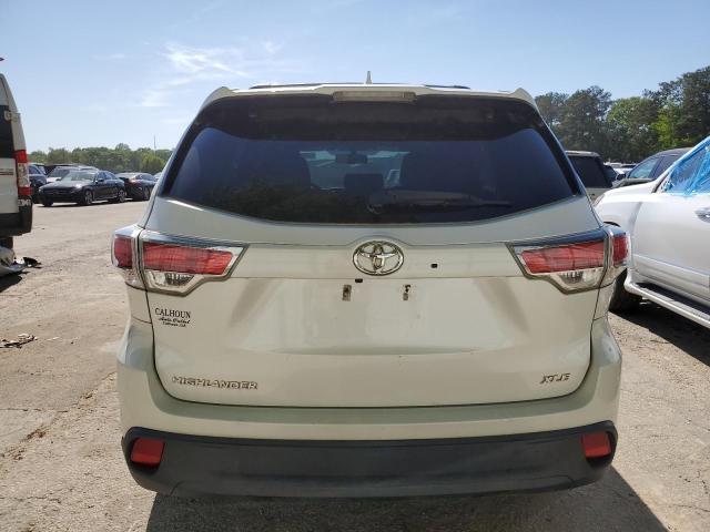 5TDKKRFH9FS108207 - 2015 TOYOTA HIGHLANDER XLE 白色 照片 6