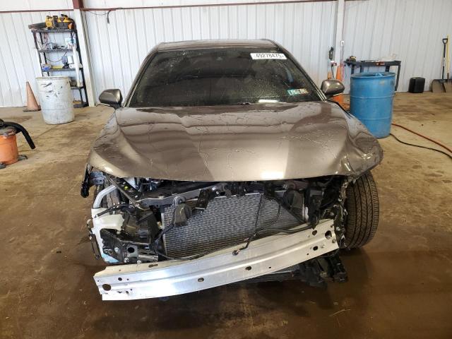 4T1G11AK1RU192757 - 2024 TOYOTA CAMRY SE NIGHT SHADE GRAY photo 5