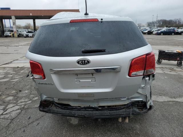 5XYKT3A11BG023910 - 2011 KIA SORENTO BASE SILVER photo 6