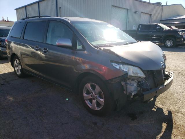 5TDKK3DC6DS296461 - 2013 TOYOTA SIENNA LE GRAY photo 4