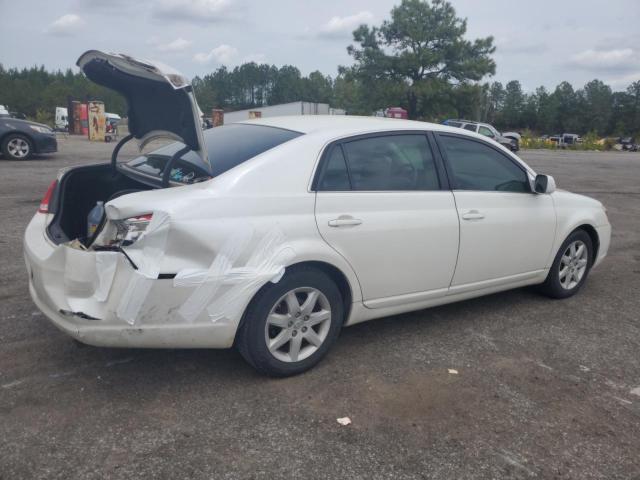 4T1BK36B47U247209 - 2007 TOYOTA AVALON XL WHITE photo 3