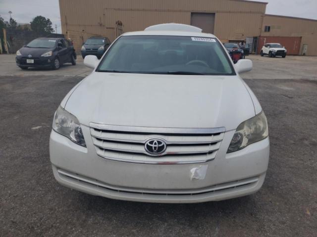 4T1BK36B47U247209 - 2007 TOYOTA AVALON XL WHITE photo 5