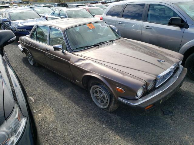 SAJAY1341GC448257 - 1986 JAGUAR XJ6 VANDEN PLAS BROWN photo 4