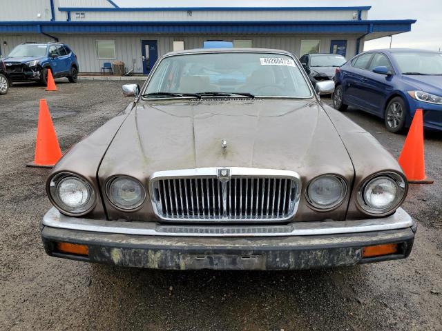 SAJAY1341GC448257 - 1986 JAGUAR XJ6 VANDEN PLAS BROWN photo 5