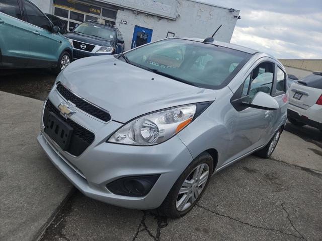 KL8CD6S92FC784679 - 2015 CHEVROLET SPARK 1LT SILVER photo 2