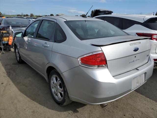 1FAHP36NX9W188464 - 2009 FORD FOCUS SES SILVER photo 2