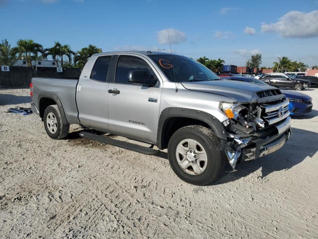 5TFRY5F1XGX206327 - 2016 TOYOTA TUNDRA DOUBLE CAB SR/SR5 SILVER photo 4