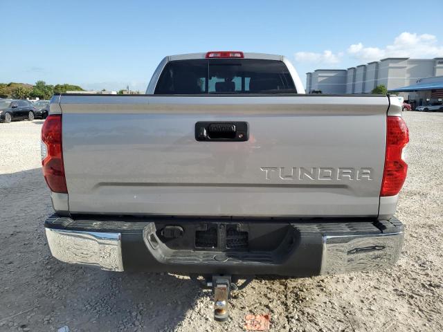 5TFRY5F1XGX206327 - 2016 TOYOTA TUNDRA DOUBLE CAB SR/SR5 SILVER photo 6