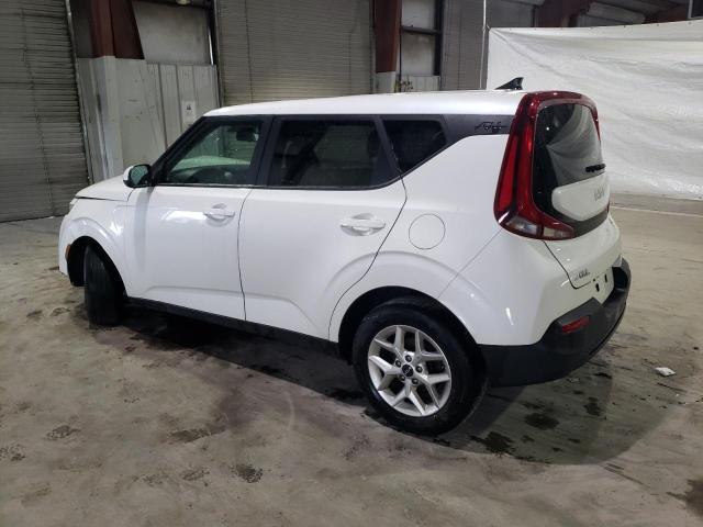 KNDJ23AU5N7833048 - 2022 KIA SOUL LX WHITE photo 2