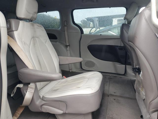 2C4RC1BG8KR597308 - 2019 CHRYSLER PACIFICA TOURING L BLACK photo 11