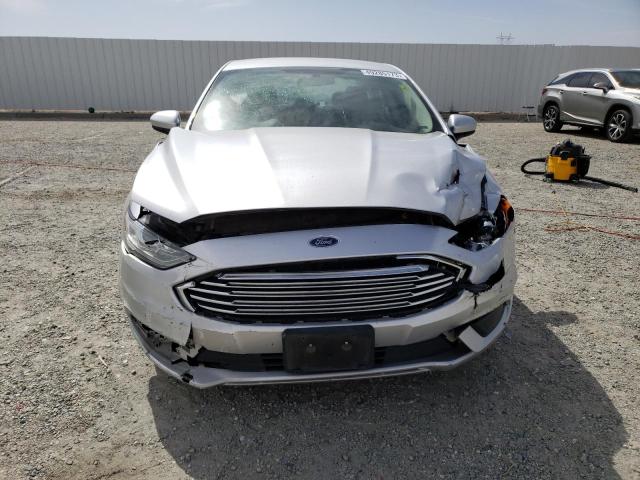 3FA6P0LUXHR381412 - 2017 FORD FUSION SE HYBRID SILVER photo 5