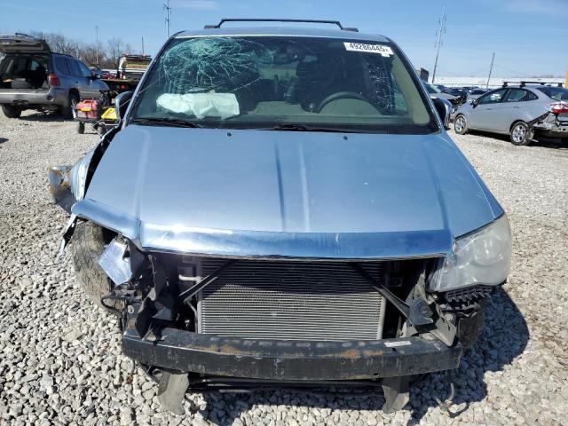 2C4RC1CG5DR590267 - 2013 CHRYSLER TOWN & COU TOURING L BLUE photo 5