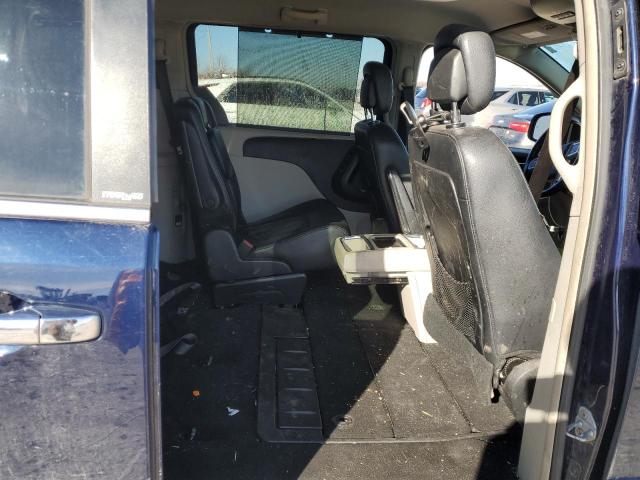 2C4RC1CG1CR245669 - 2012 CHRYSLER TOWN & COU TOURING L BLUE photo 11