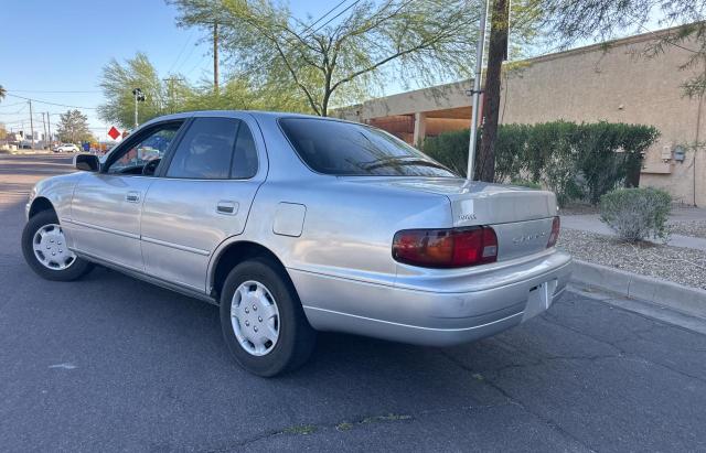 4T1BG12K5TU742928 - 1996 TOYOTA CAMRY DX SILVER photo 3