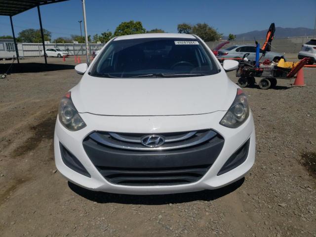 KMHD35LH6GU262921 - 2016 HYUNDAI ELANTRA GT WHITE photo 5