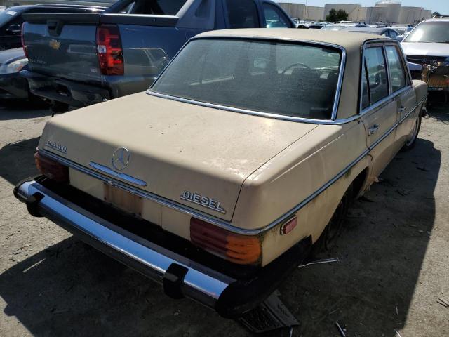 11511712103509 - 1976 MERCEDES-BENZ 240-CLASS YELLOW photo 3